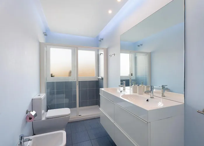 Bahia De Michel * Santa Úrsula