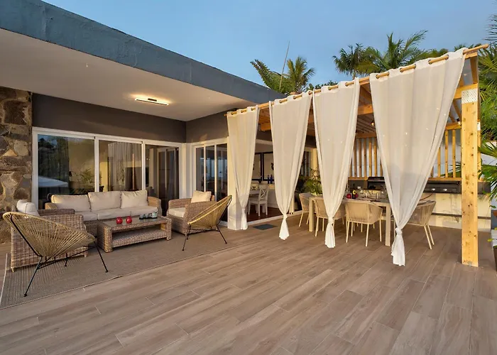 Bahia De Michel Willa