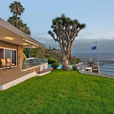 Bahía De Michel Villa *